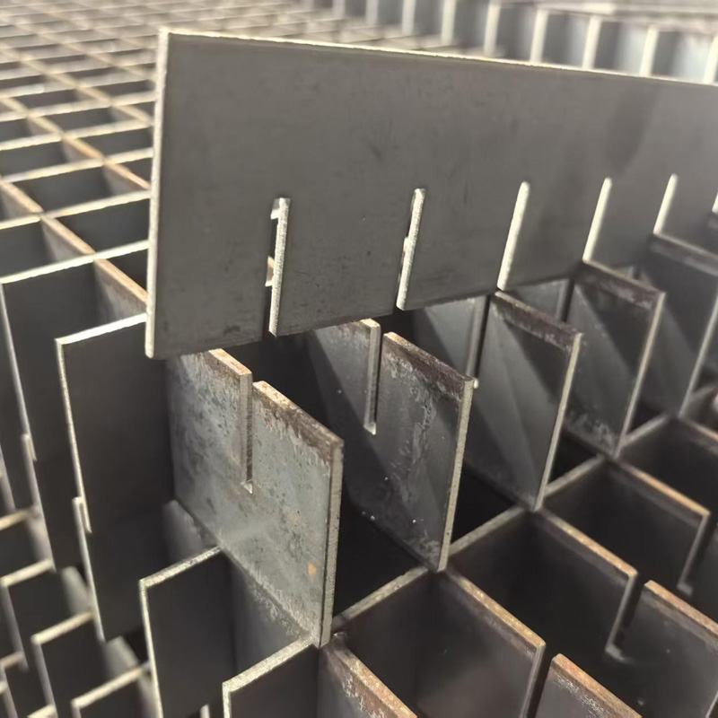 Plain Press-locked Steel Grating