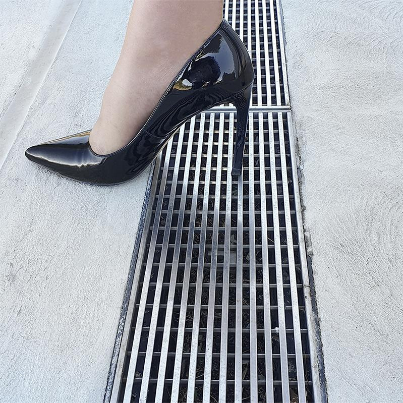 Stainless Heel Guard Grate