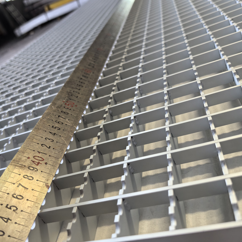 Serrated Press-locked Aluminum Grating