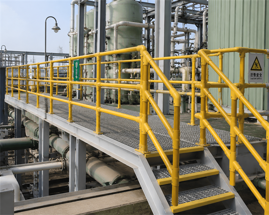 frp-round-tube-safety-guardrail-stanchion-industrial-platform.jpg